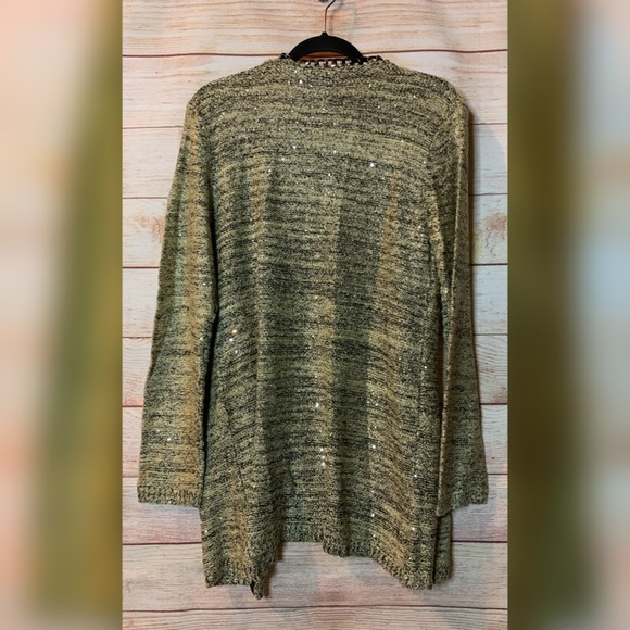 Mark - Picture 2 of 3